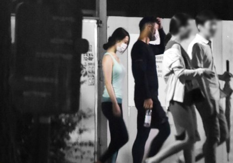 f(x)雪莉与崔子互有好感 粉丝反应强烈