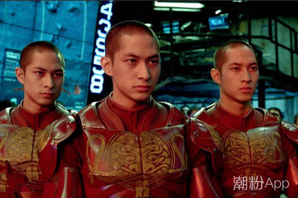 Զǰ̺ڰ׻޳ luu brothers̥Ͻ
